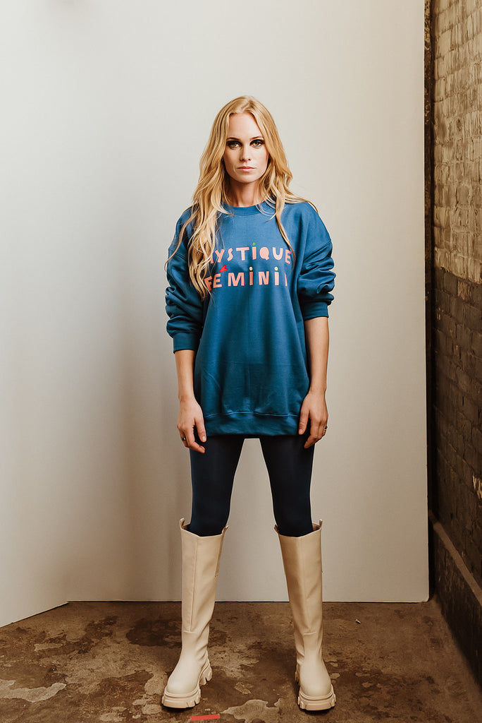 Mystique Feminin Sweatshirts