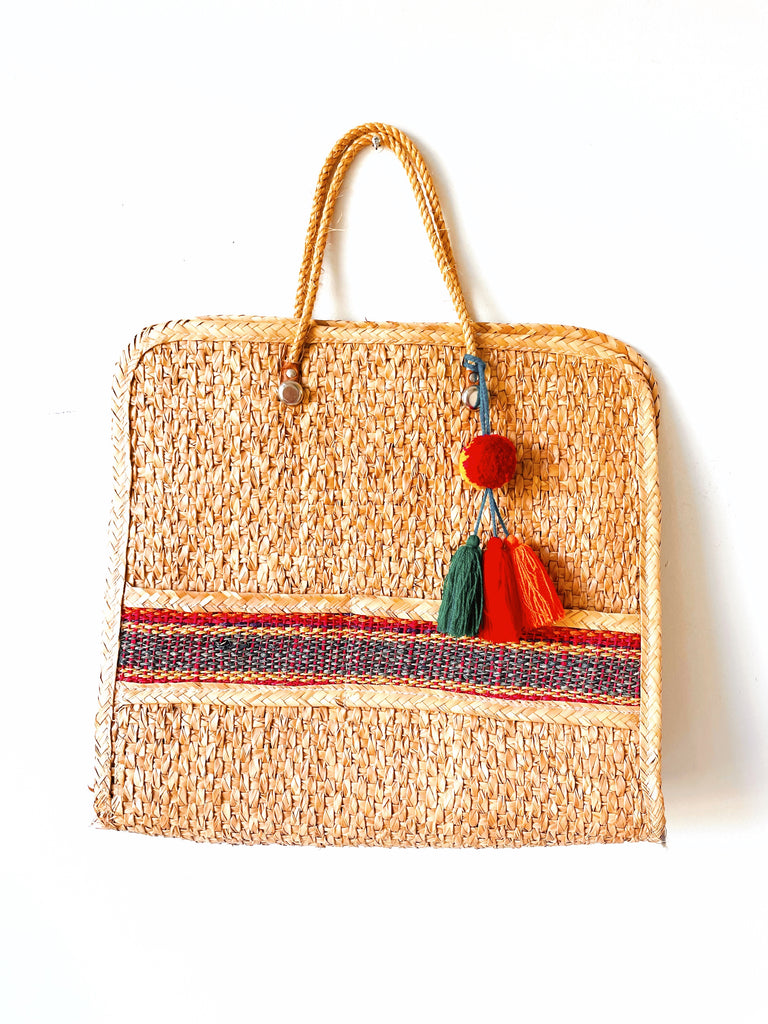 Mexican Straw Tote with added Mexican Pom pom