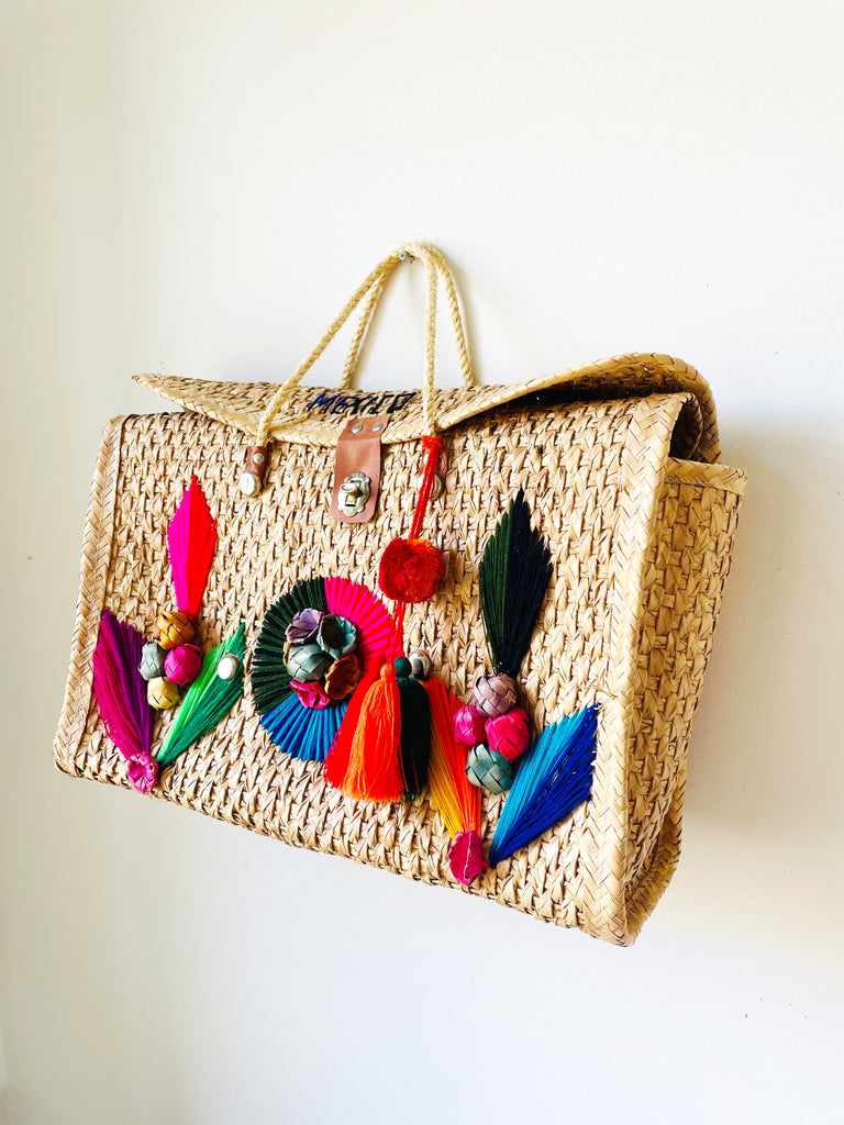 Mexican Straw Tote with added Mexican Pom pom