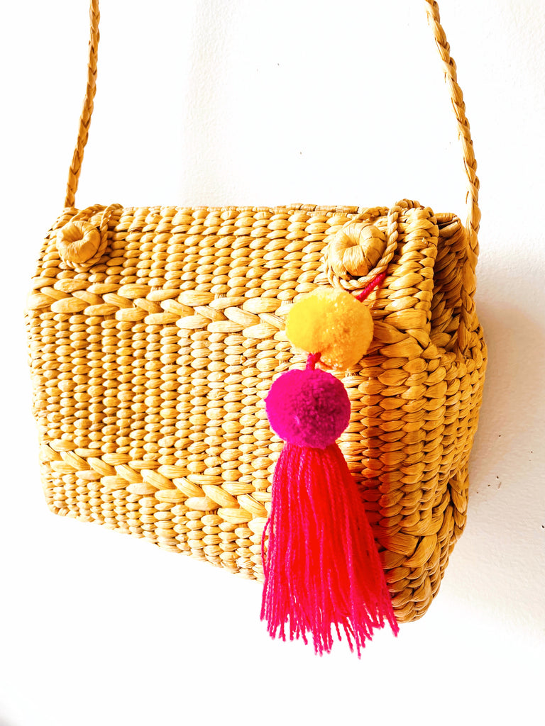 Cutest Straw Purse with Mexican Pom Charm