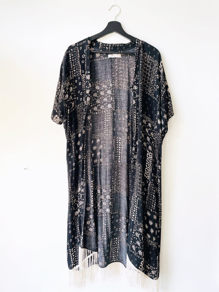 Beach cover up with fringe - One size