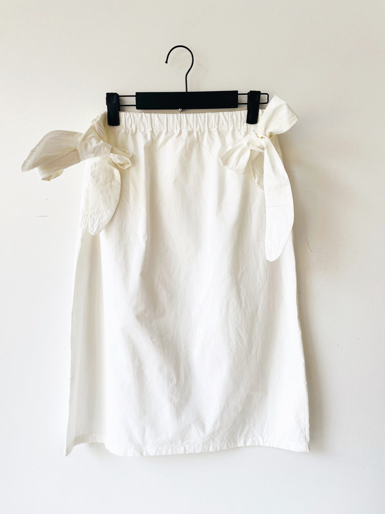 White Archive Convertible Shelby - Size Small