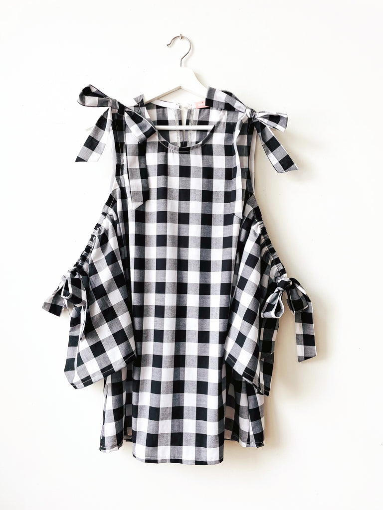 Gingham Clementine Shift Dress with bows and dismountable sleeves