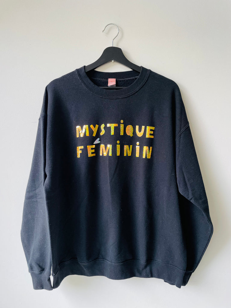 Pre- loved Mystique Feminin sweatshirt - Size Large