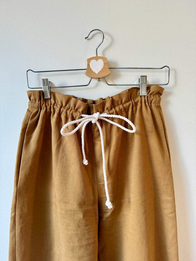 Emmanuelle Barrel Pants - Tencel Cotton Twill Stretch - Tan